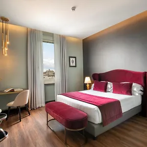Hotel The Guardian, Rom